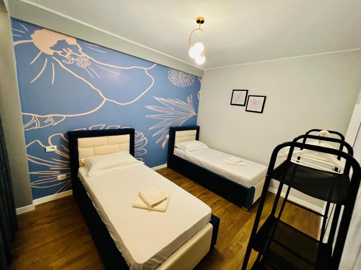 Luxury Apartaments Тирана Екстериор снимка