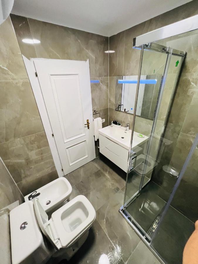 Luxury Apartaments Тирана Екстериор снимка